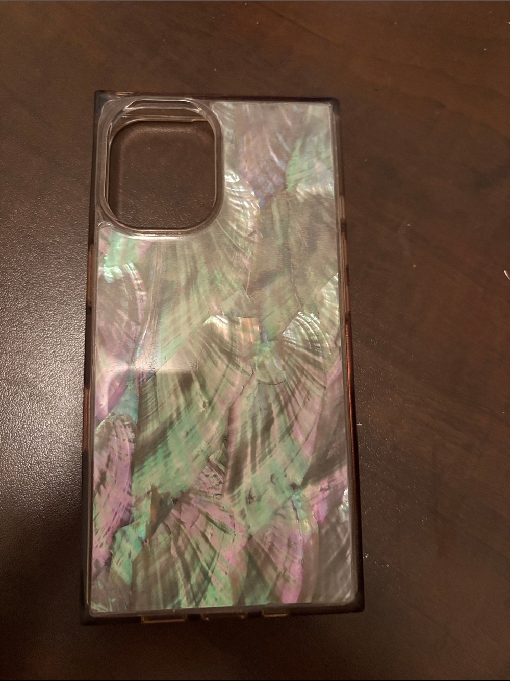 Iridescent Pearl Effect Phone Case - Pink & Green IPHONE 16
